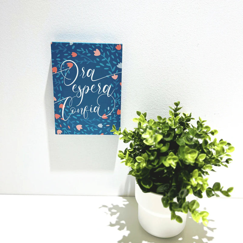 Cargue la imagen en el visor de la galería, Cuadro pequeño– Ora, Espera, Confía
