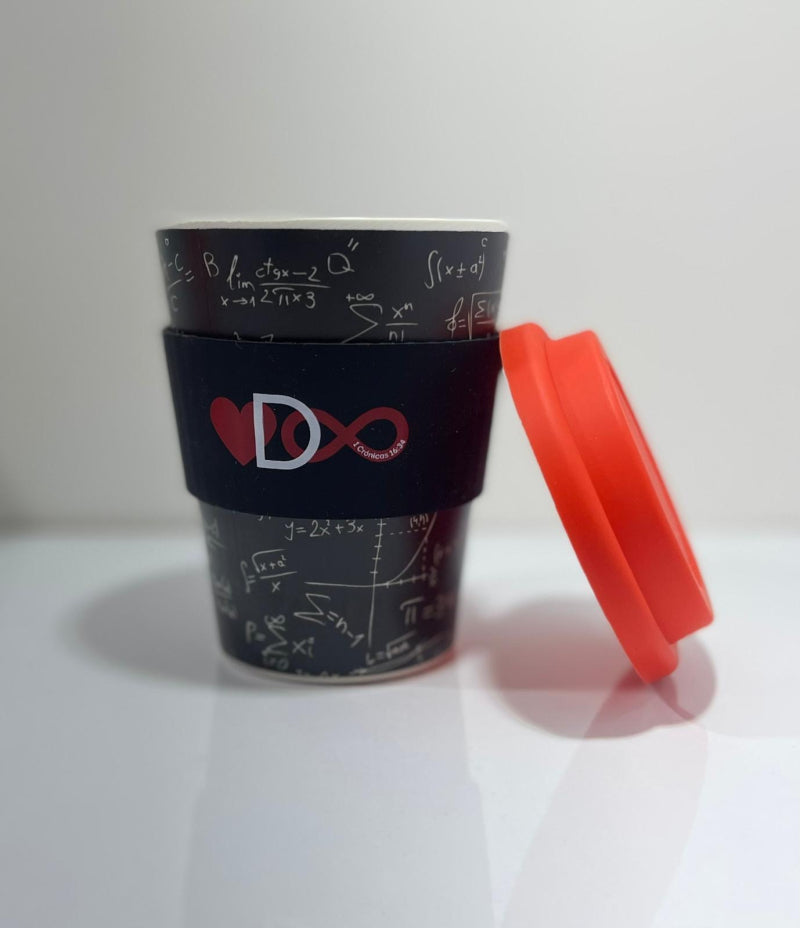 Cargue la imagen en el visor de la galería, Vaso para café El amor de Dios es Infinito
