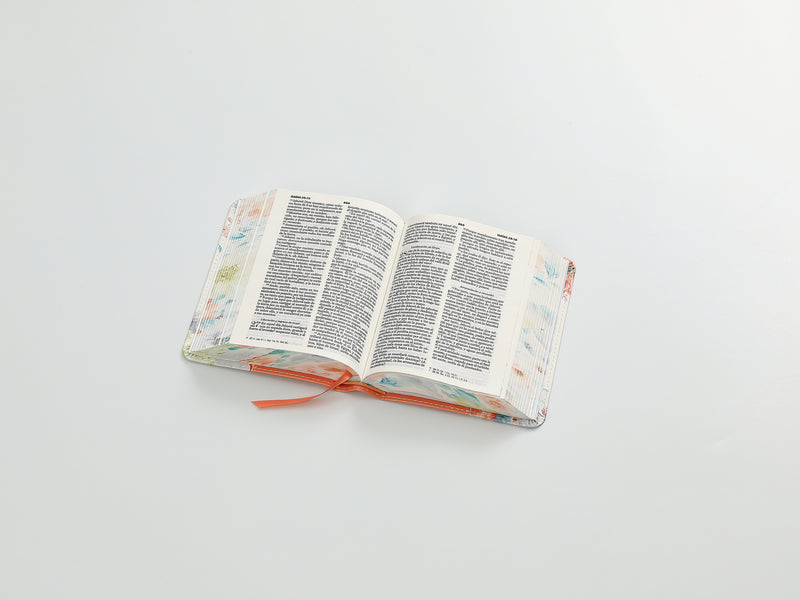 Cargue la imagen en el visor de la galería, Biblia de Bolsillo RVR 1960, imitación piel naranja flores
