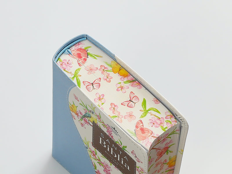 Cargue la imagen en el visor de la galería, Biblia de Bolsillo RVR 1960, imitación piel celeste flores y pájaros
