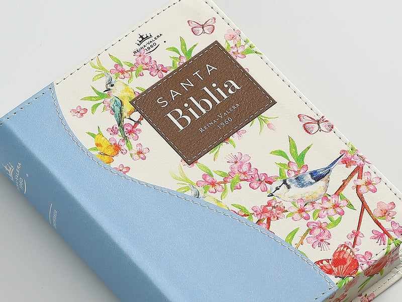 Cargue la imagen en el visor de la galería, Biblia de Bolsillo RVR 1960, imitación piel celeste flores y pájaros
