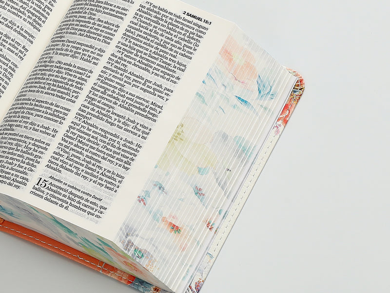 Cargue la imagen en el visor de la galería, Biblia de Bolsillo RVR 1960, imitación piel naranja flores
