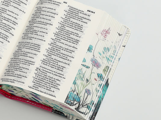 Biblia de Bolsillo RVR 1960, imitación piel fucsia flores y mariposas