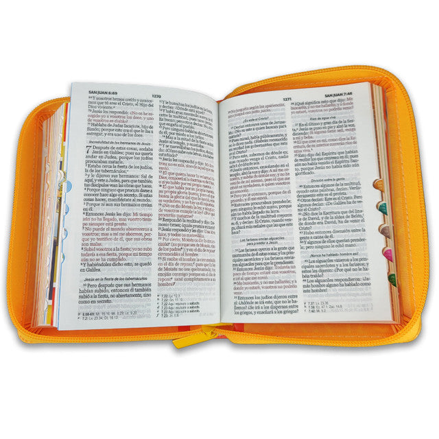 Cargue la imagen en el visor de la galería, Biblia para niños de bolsillo Mi gran viaje RVR 1960, con índice, Cierre zíper, imitación piel naranja
