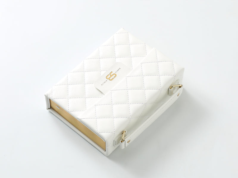 Cargue la imagen en el visor de la galería, Biblia cartera RV1960 con broche magnético, imitación piel blanca

