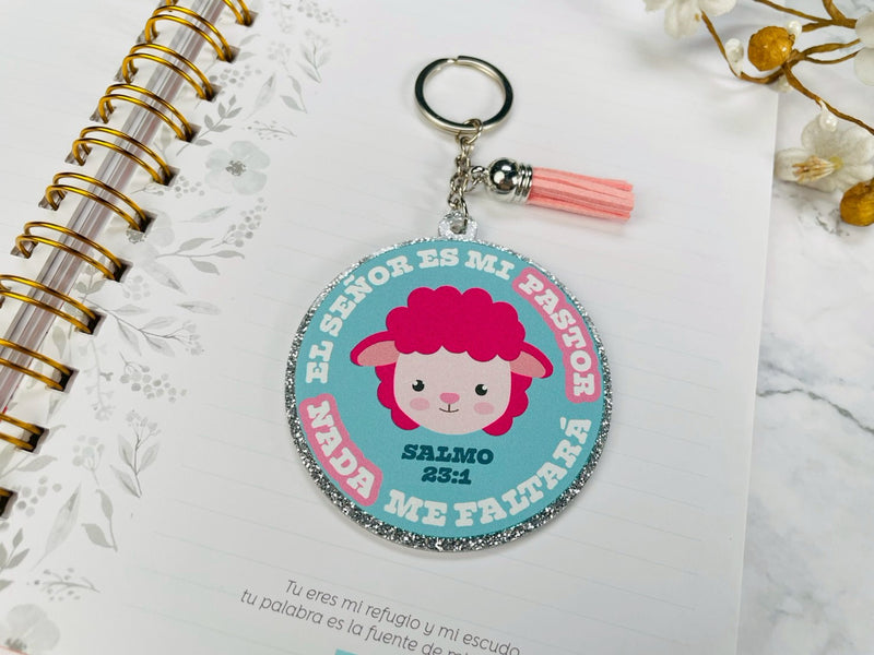 Cargue la imagen en el visor de la galería, Llavero con glitter El Señor es mi pastor
