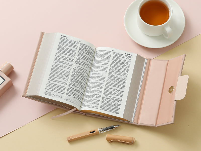 Cargue la imagen en el visor de la galería, Biblia cartera RV1960 con broche magnético, imitación piel arena
