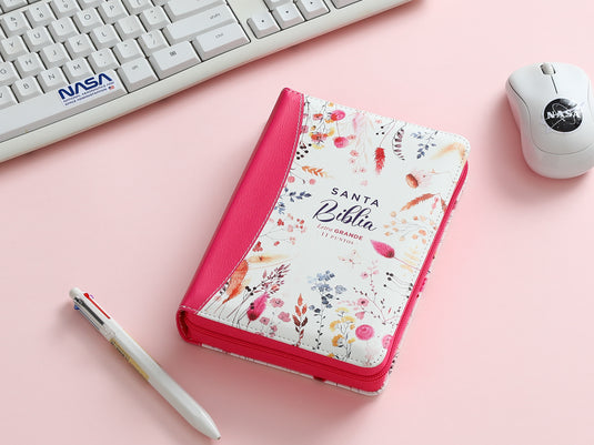 Biblia RVR 1960, Tamaño portátil, Cierre zíper, Letra Grande, imitación piel fucsia primaveral