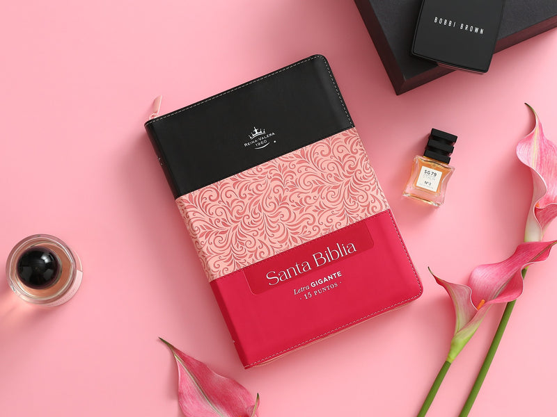 Cargue la imagen en el visor de la galería, Biblia RVR 1960, Cierre zíper, con índice, Letra Gigante, imitación piel tonos rosados con negro
