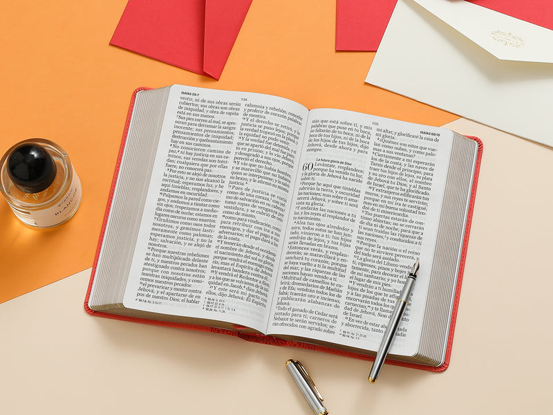 Cargue la imagen en el visor de la galería, Biblia RVR 1960, Letra Gigante, imitación piel coral
