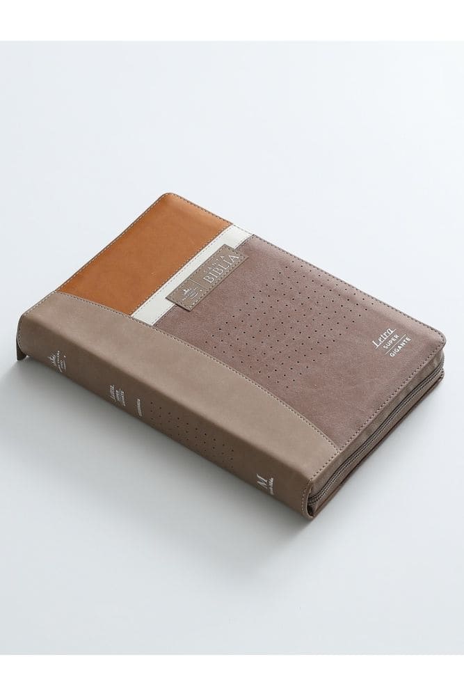 Cargue la imagen en el visor de la galería, Biblia RVR 1960, Letra Gigante, Cierre zíper, con índice, imitación piel marrón
