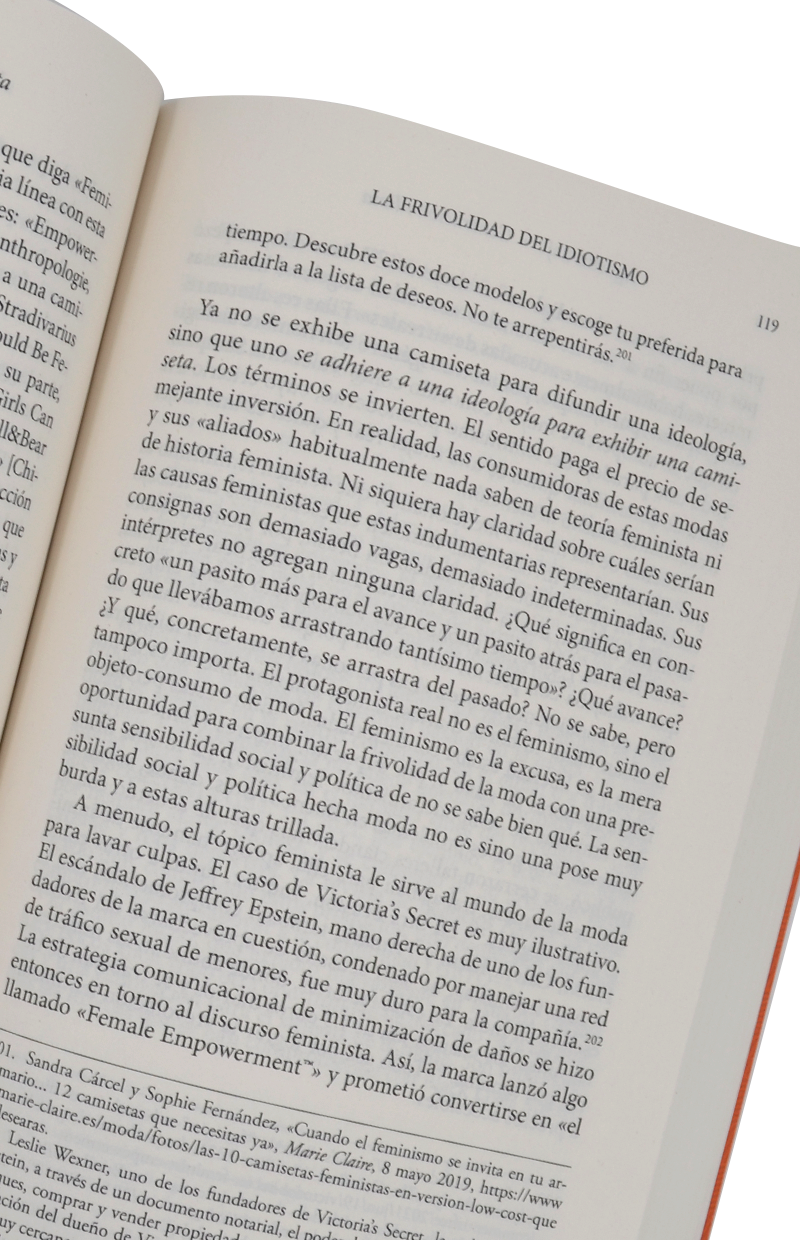 Cargue la imagen en el visor de la galería, Generación idiota: Una crítica al adolescentrismo
