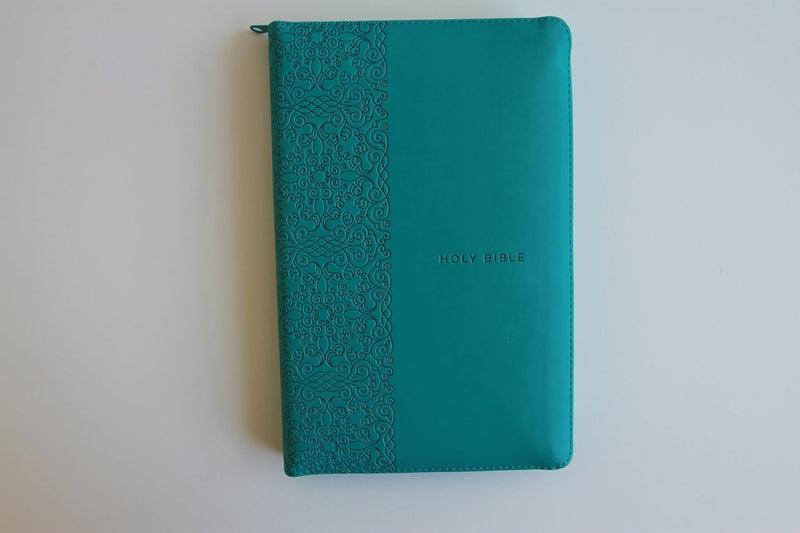 Cargue la imagen en el visor de la galería, KJV Holy Bible, Large Print, Zipper, Aquamarine Premium Imitation Leather (Biblia en inglés)
