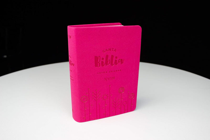 Cargue la imagen en el visor de la galería, Biblia NVI letra grande - Tamaño mediano - Fucsia
