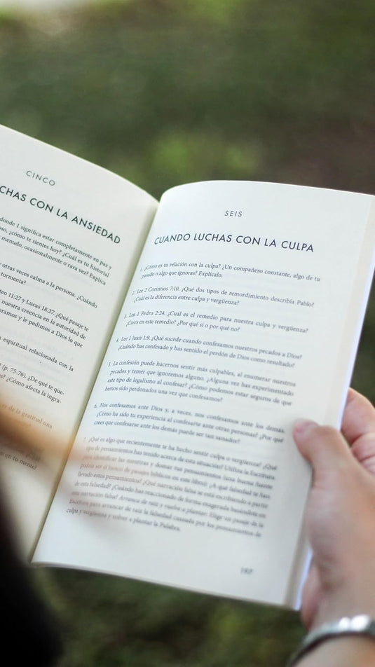 Doma tus pensamientos: Tres herramientas para renovar tu mente y transformar tu vida