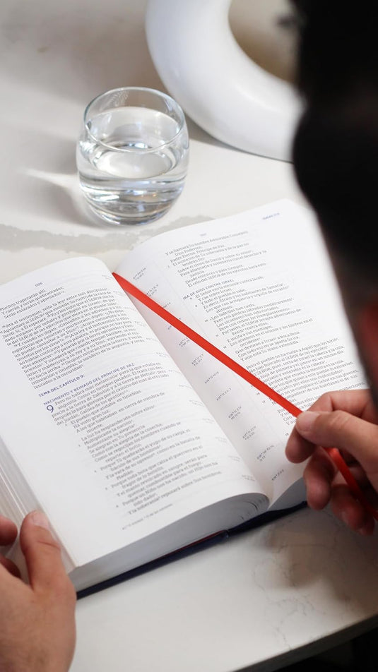 Biblia para el estudio inductivo NBLA, Interior a dos colores, Tapa dura