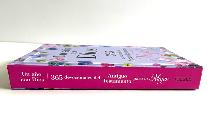 Cargue la imagen en el visor de la galería, Un año con Dios: 365 devocionales del Antiguo Testamento para la Mujer
