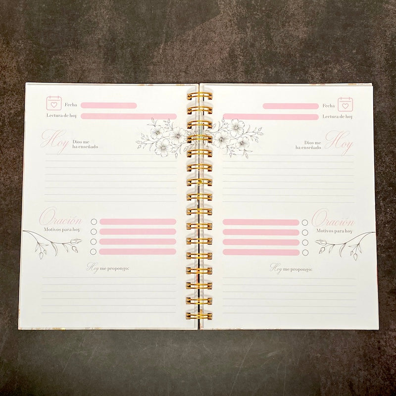Cargue la imagen en el visor de la galería, Libreta devocional de resortes Mis Momentos con Dios, tapa dura primaveral
