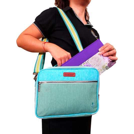 Estuche para biblia verde con celeste