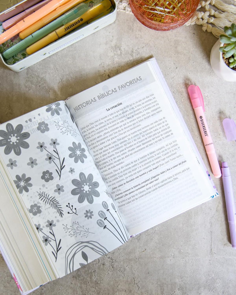 Cargue la imagen en el visor de la galería, Biblia de Promesas NTV, para niñas, Tapa dura lila
