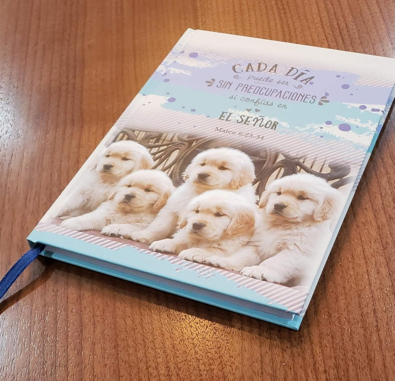 Cargue la imagen en el visor de la galería, Libreta Cada día sin preocupaciones - Mateo 6:25-34, tapa dura
