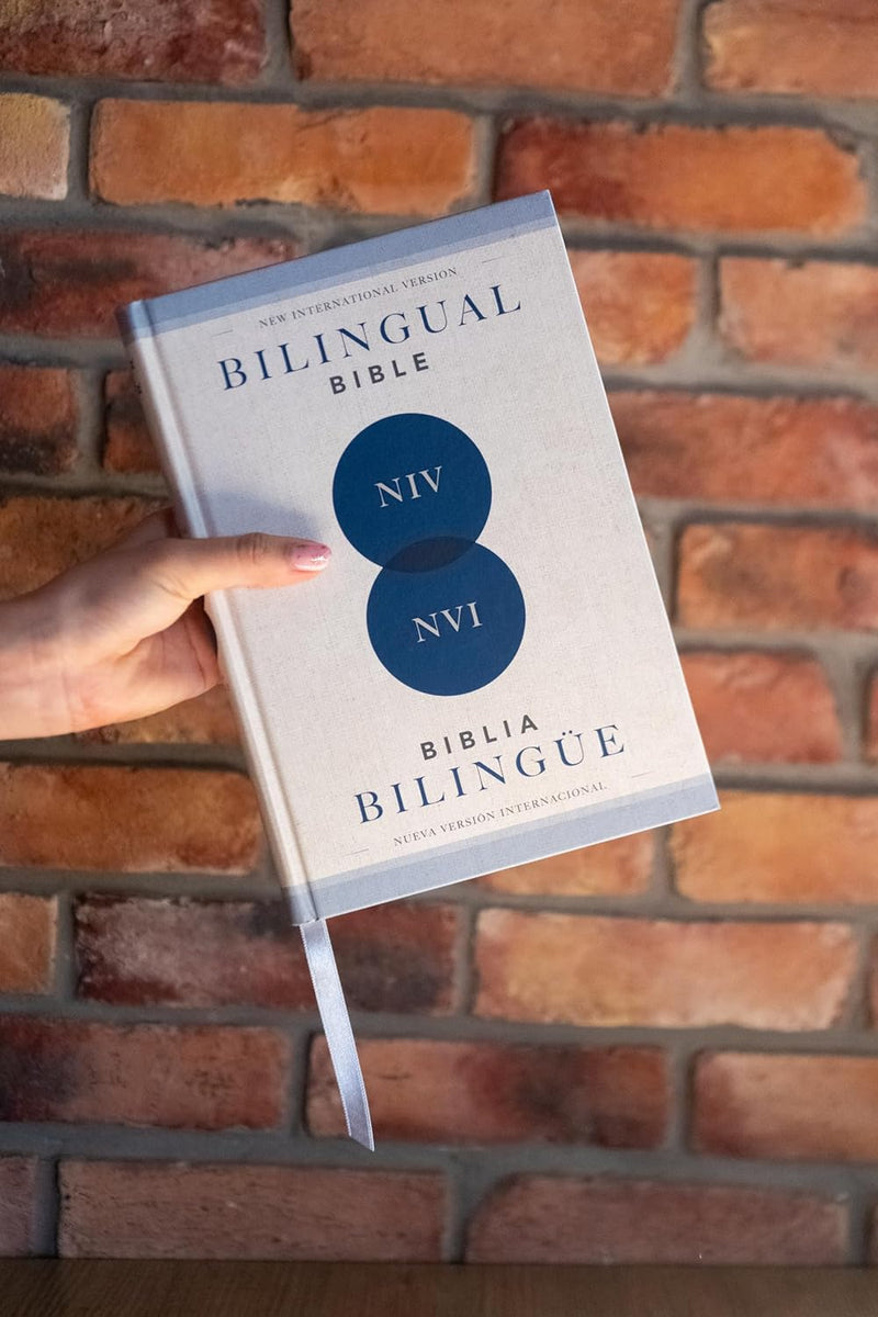 Cargue la imagen en el visor de la galería, Biblia Bilingüe NIV/NVI, Revisión 2022/ Bilingual Bible  NIV/NVI, Hardcover, Tapa dura
