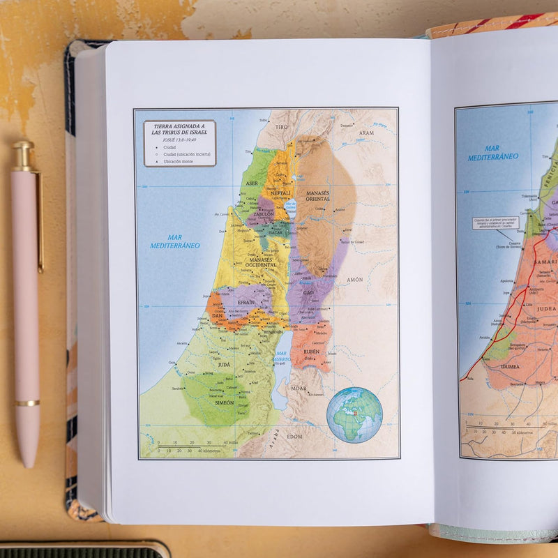 Cargue la imagen en el visor de la galería, Biblia RVR 1960, Letra Grande, Tamaño Manual, edición especial, símil azul multicolor
