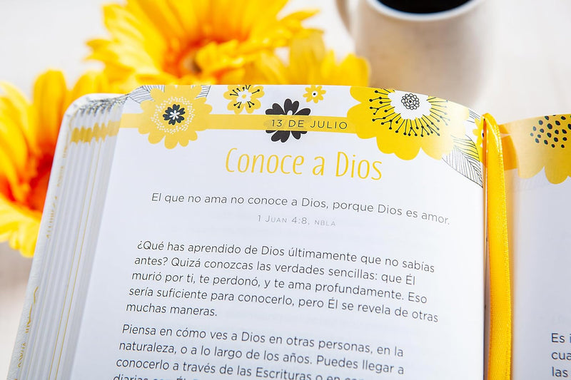 Cargue la imagen en el visor de la galería, 365 días de Bondad: Devocional
