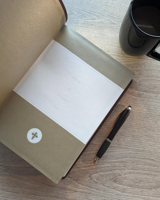 Biblia NTV, Tamaño Manual, Letra Súper Gigante, imitación piel café Cruz