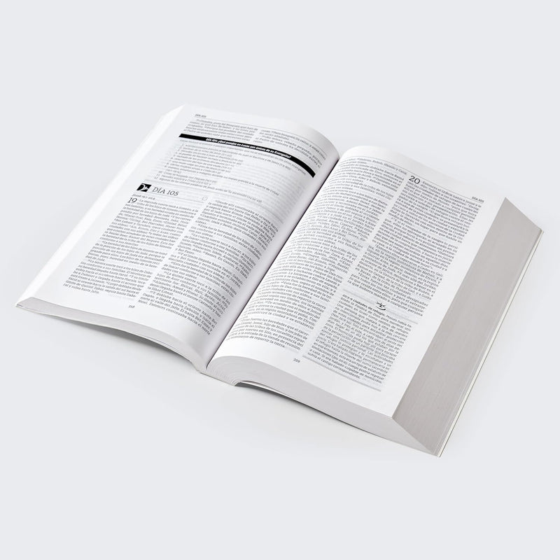 Cargue la imagen en el visor de la galería, Biblia devocional MacArthur NBLA, Tapa rústica
