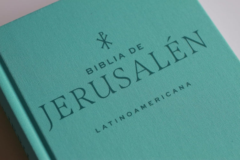 Cargue la imagen en el visor de la galería, Biblia de Jerusalén Latinoamericana, tapa dura/tela turquesa, edición de regalo
