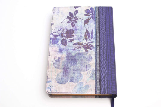 Biblia de Estudio para Mujeres RVR 1960, tela impresa azul floreado