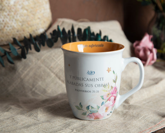 Taza Mujer Valiosa - Esforzada