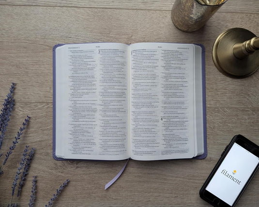 Biblia NTV con Filament valor premium, SentiPiel morado