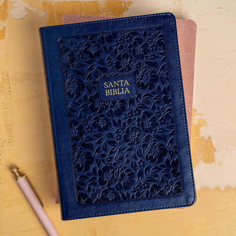 Cargue la imagen en el visor de la galería, Biblia RVR 1960, Letra Grande, Tamaño Manual, edición especial, símil azul marino
