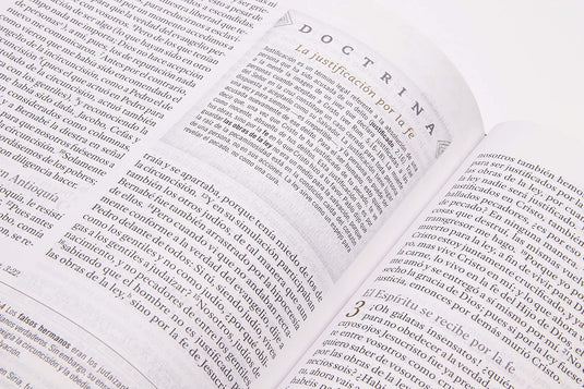 Biblia de Estudio para Mujeres RVR 1960, tapa dura