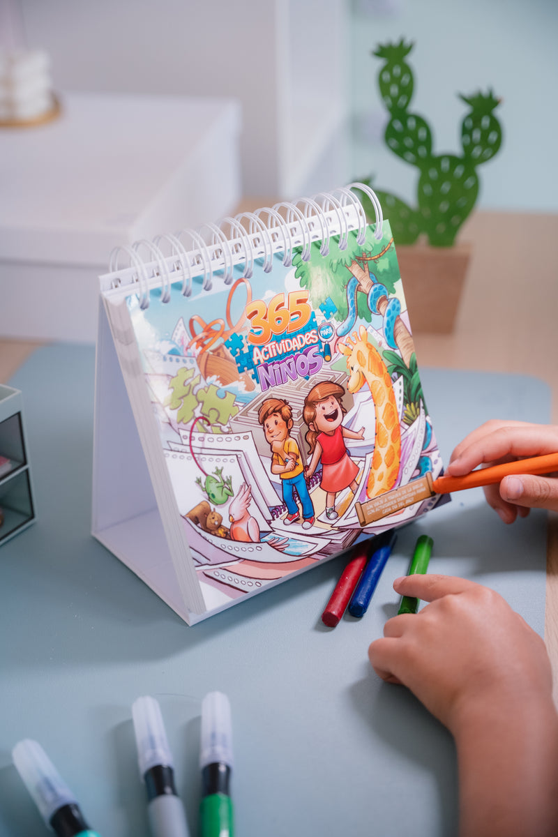 Cargue la imagen en el visor de la galería, 365 Actividades para Niños
