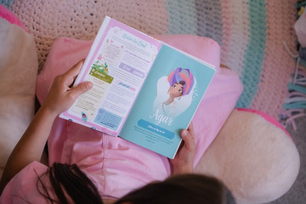 Cargue la imagen en el visor de la galería, Biblia de Promesas RVR 1960, para niñas, Tapa dura
