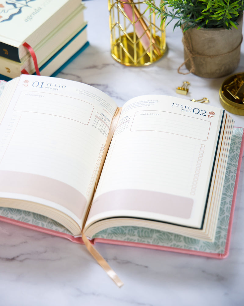 Cargue la imagen en el visor de la galería, Agendas 2026 Mujeres - Flores
