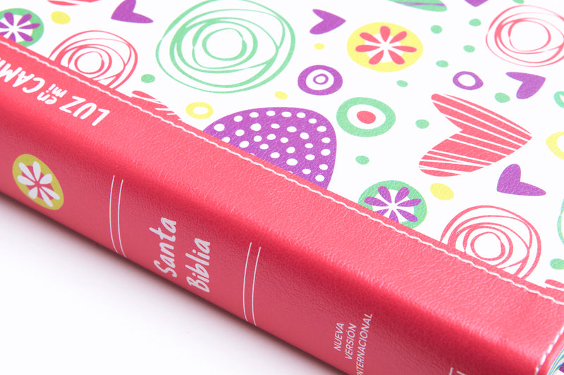 Cargue la imagen en el visor de la galería, Biblia Luz En Mi Camino Corazones NVI Multicolor, imitación piel corazones
