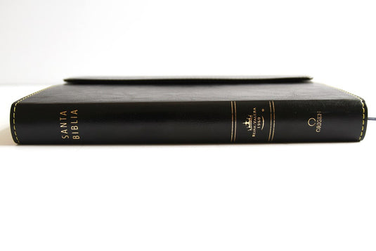 Biblia RVR 1960, Tamaño Manual, Letra Grande, símil negro con solapa e imán