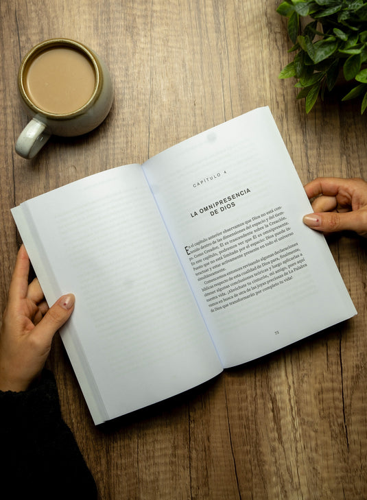 El Dios de toda gloria