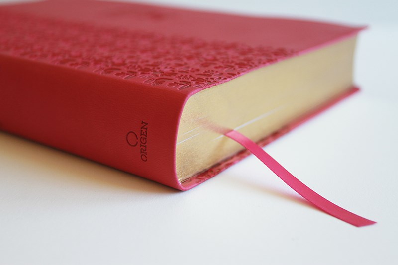 Cargue la imagen en el visor de la galería, Biblia ultrafina RVR 1960, Letra Súper Gigante, símil piel fucsia
