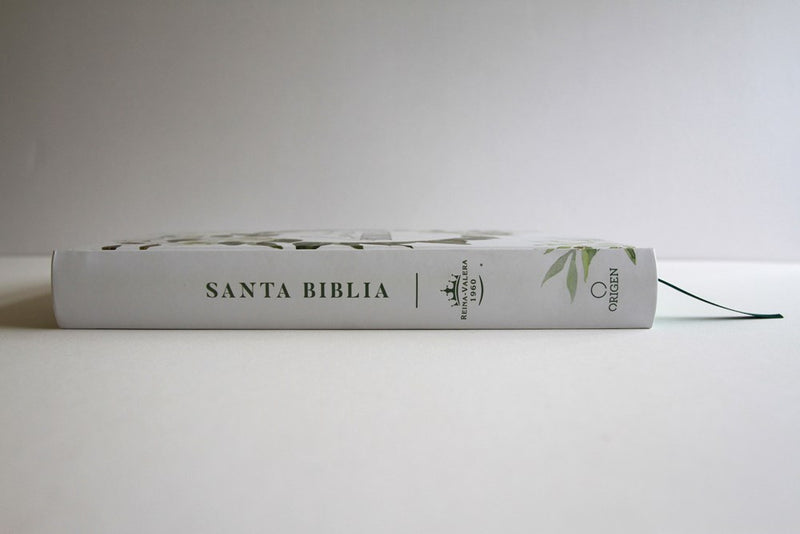 Cargue la imagen en el visor de la galería, Biblia RVR 1960, Letra Grande, Tamaño Manual, tapa dura blanca flores
