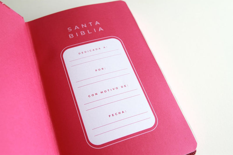 Cargue la imagen en el visor de la galería, Biblia León de Judá RVR 1960, Letra Grande, Tamaño Manual, Tapa dura fucsia
