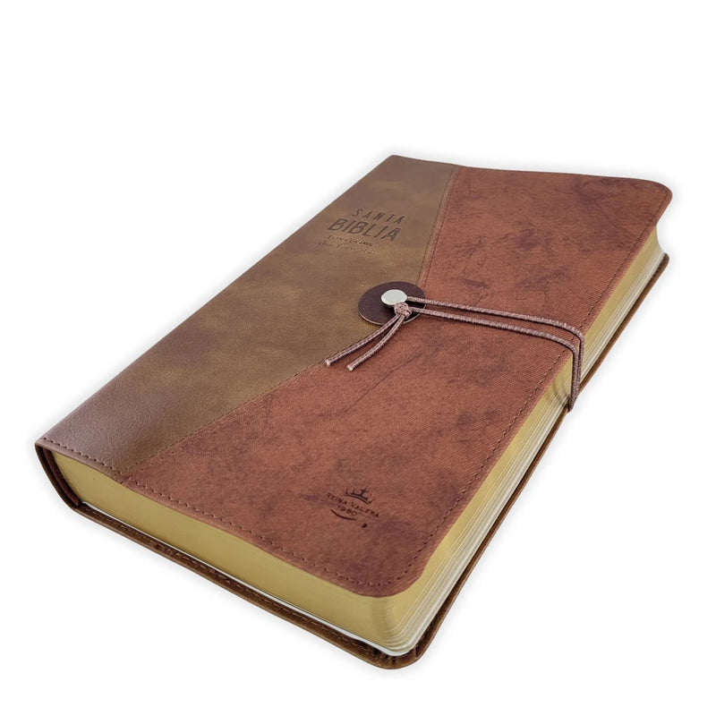 Cargue la imagen en el visor de la galería, Biblia RVR 1960, Tamaño Manual, cierre elástico, imitación piel café
