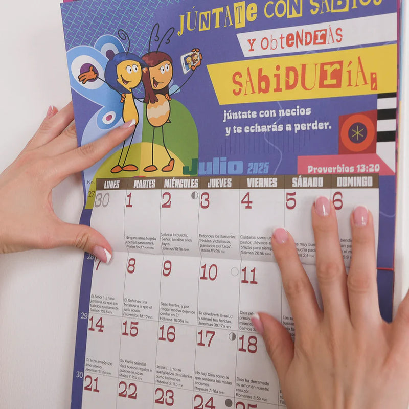 Cargue la imagen en el visor de la galería, Calendario de pared Pechi 2025
