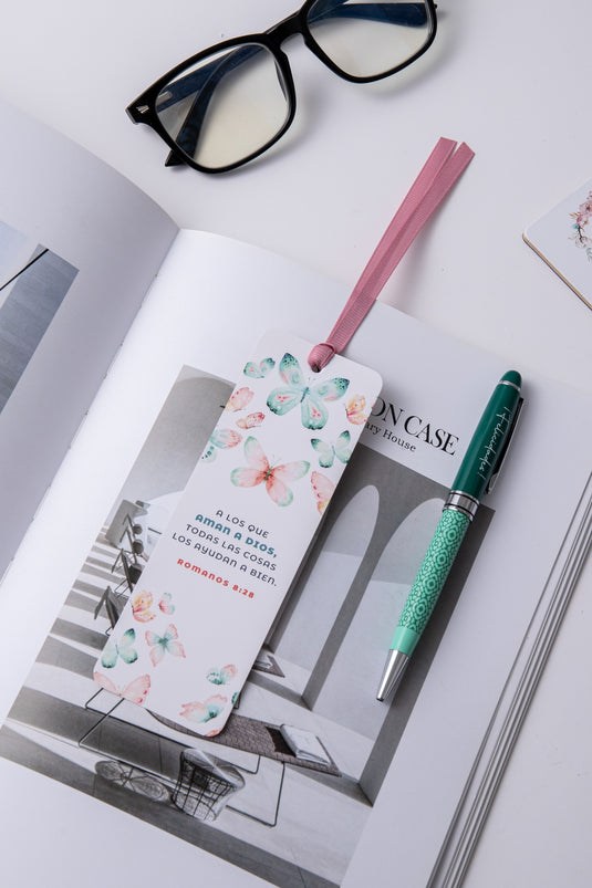 Separador de Libro con Cinta – A los que aman a Dios