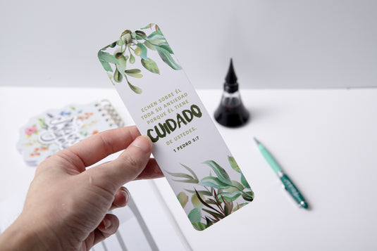 Separador de Libro con Cinta – Echen sobre él toda la ansiedad