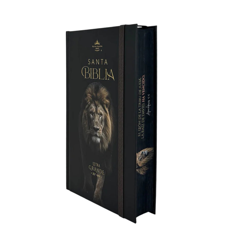 Cargue la imagen en el visor de la galería, Biblia RVR 1960, Tamaño Manual, Letra Grande, tapa dura con elástico negra León de Judá
